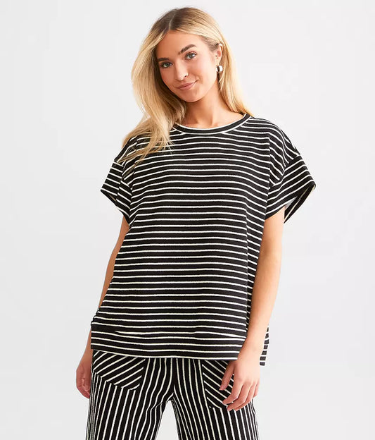 Textured Knit Thin Stripe Top