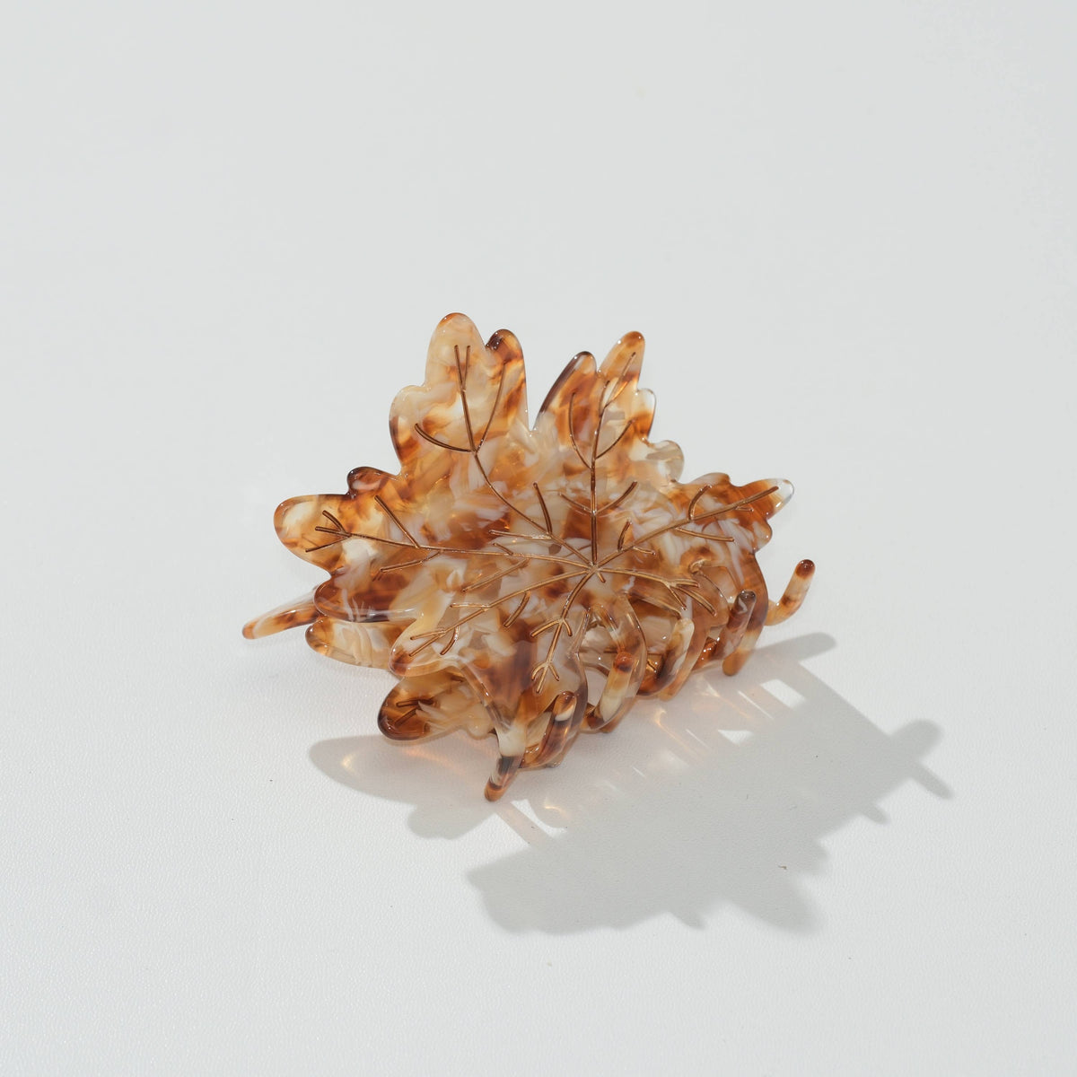Adorro Maple Leaf Claw Clip