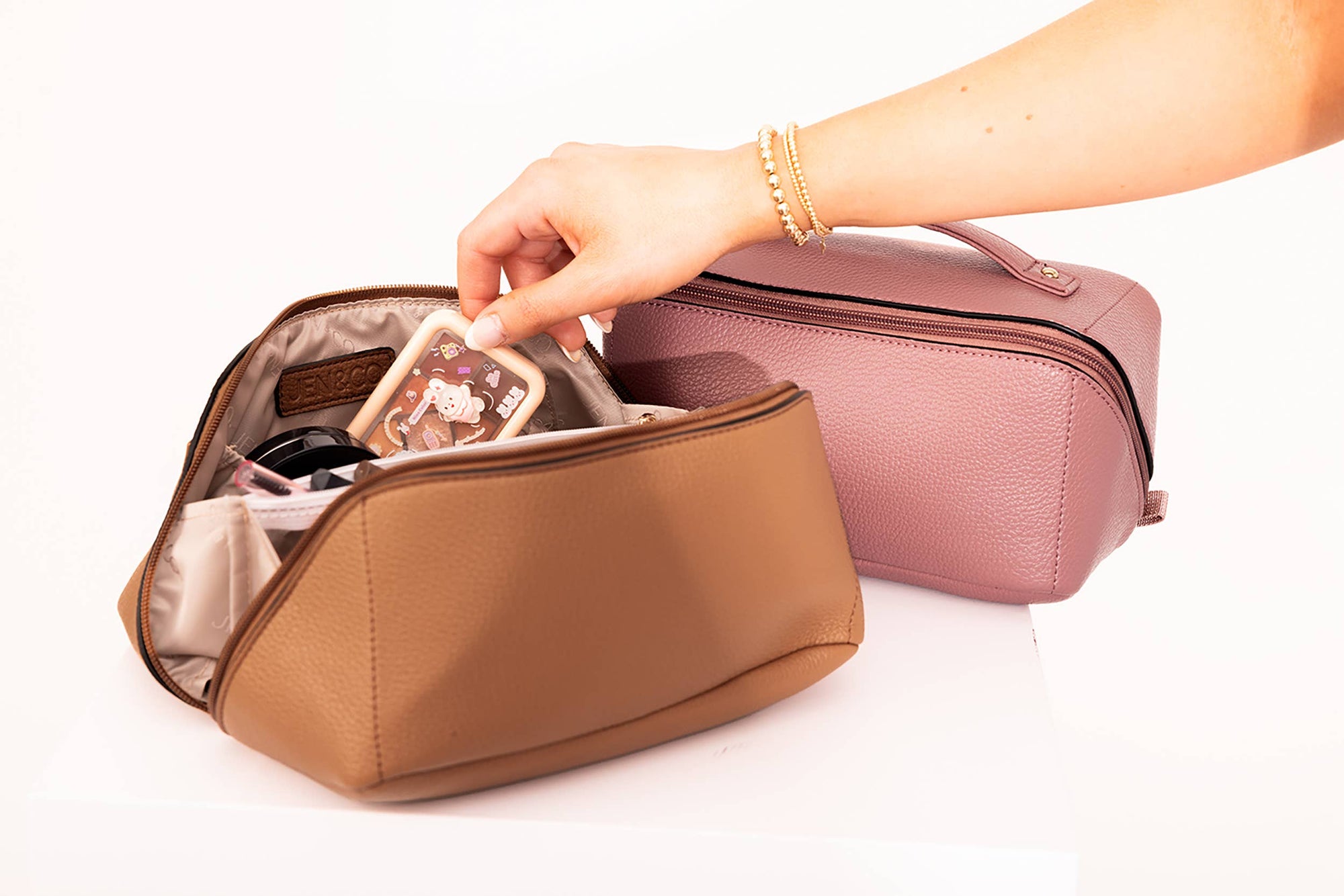 Jen & Co. Paxton Travel Makeup Bag