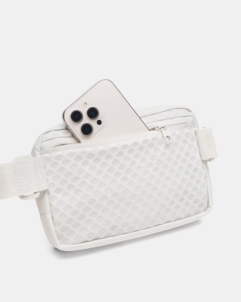 Under Armour Essential Waist Bag/Crossbody