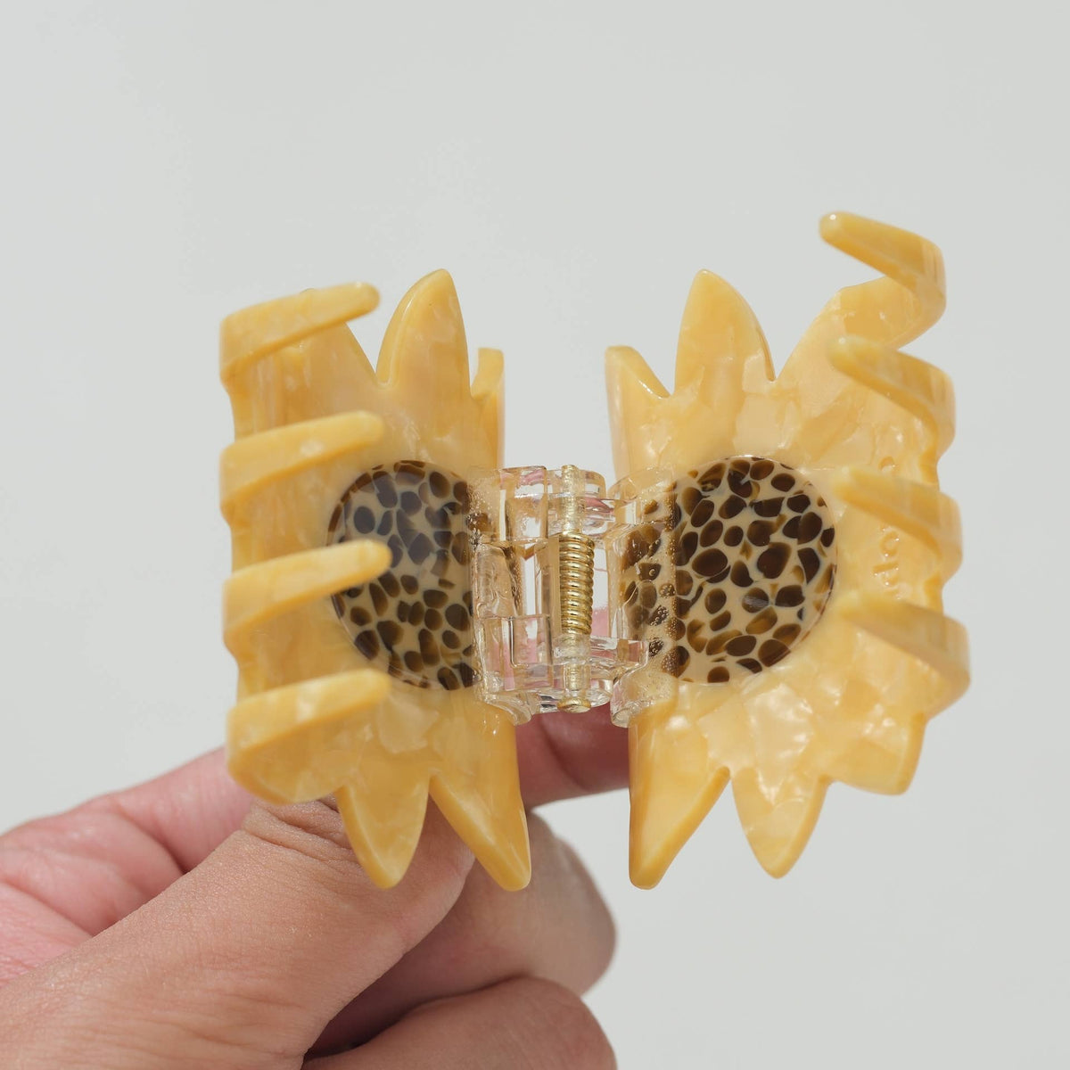 Adorro Sunflower Claw Clip