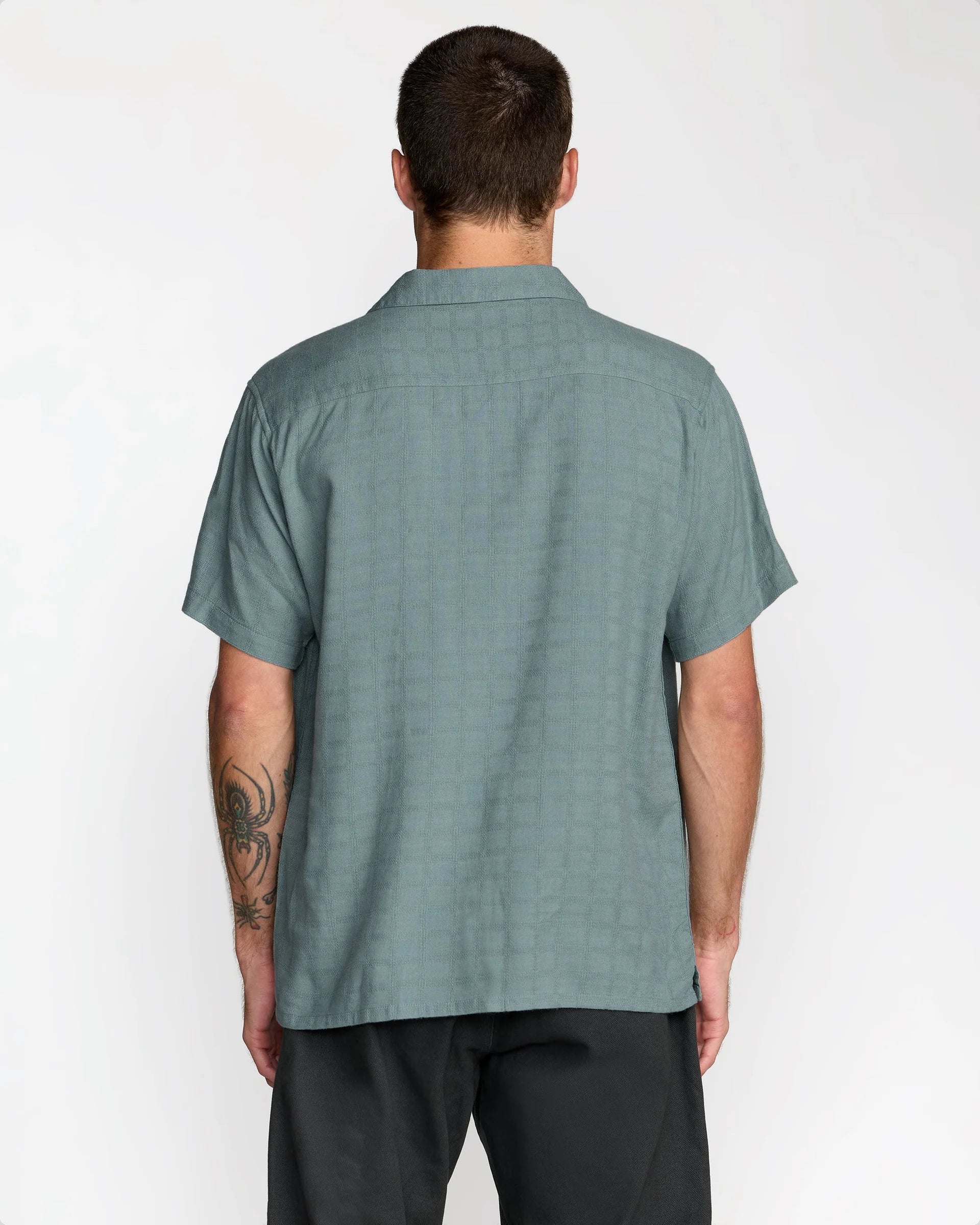 RVCA Men's Vacancy Short Sleeve Button Up