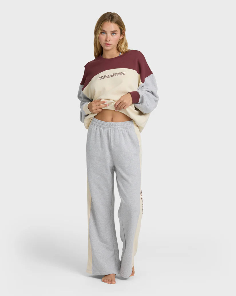 Billabong Women's Get It Sweatpants