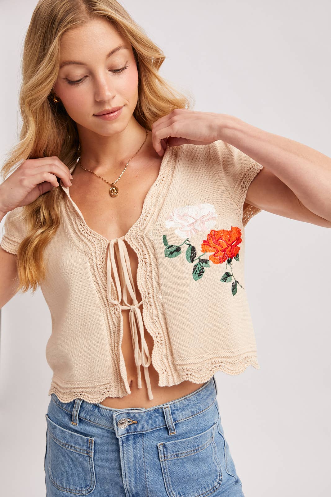 BLUE IVY WOMEN'S EMBROIDERED CAP SLEEVE OPEN FRONT SELF-TIE KNIT TOP