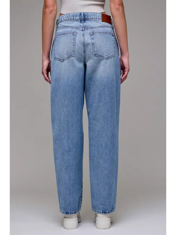 Hidden Jeans Women's Classic Adjustable Oversized Baggy Jean