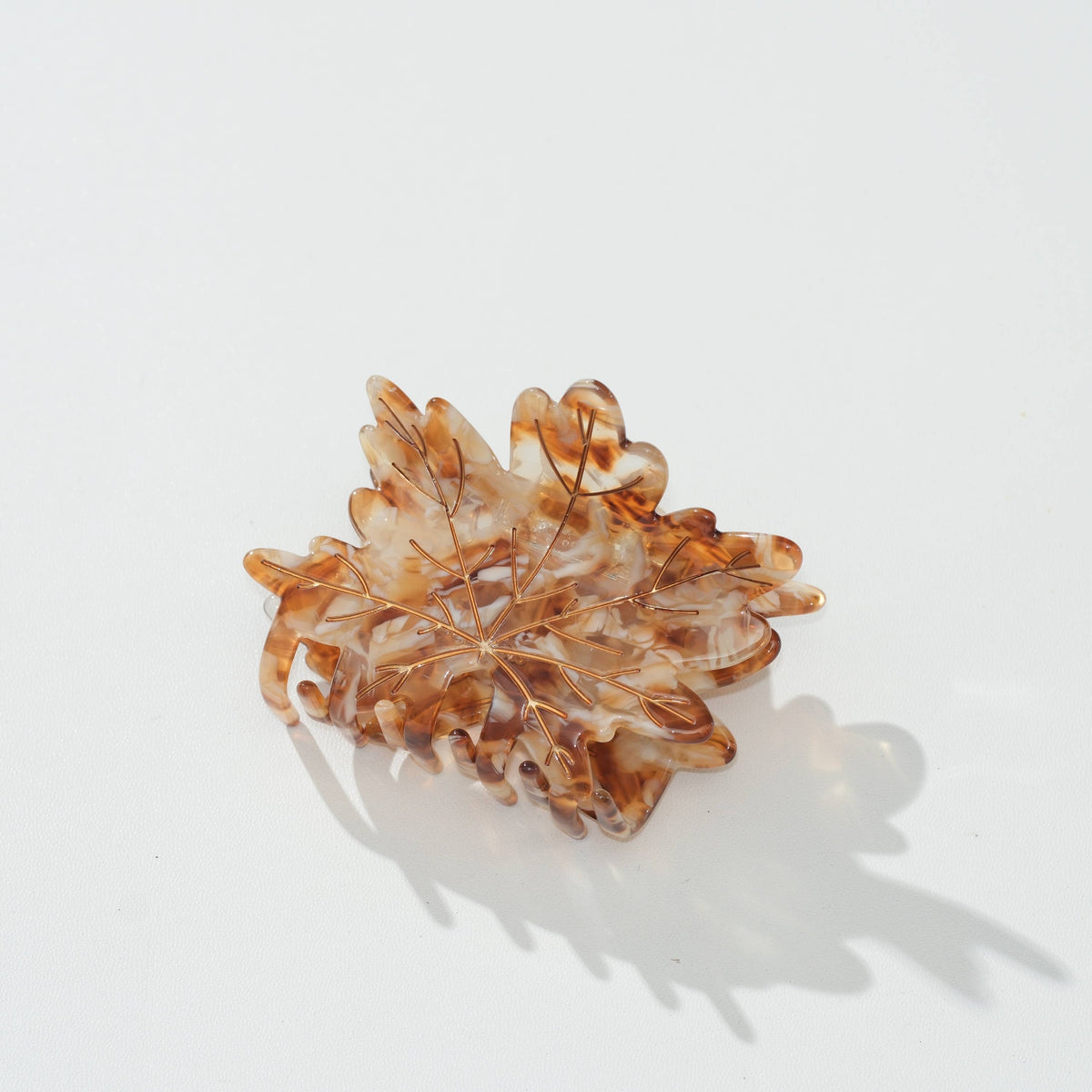 Adorro Maple Leaf Claw Clip