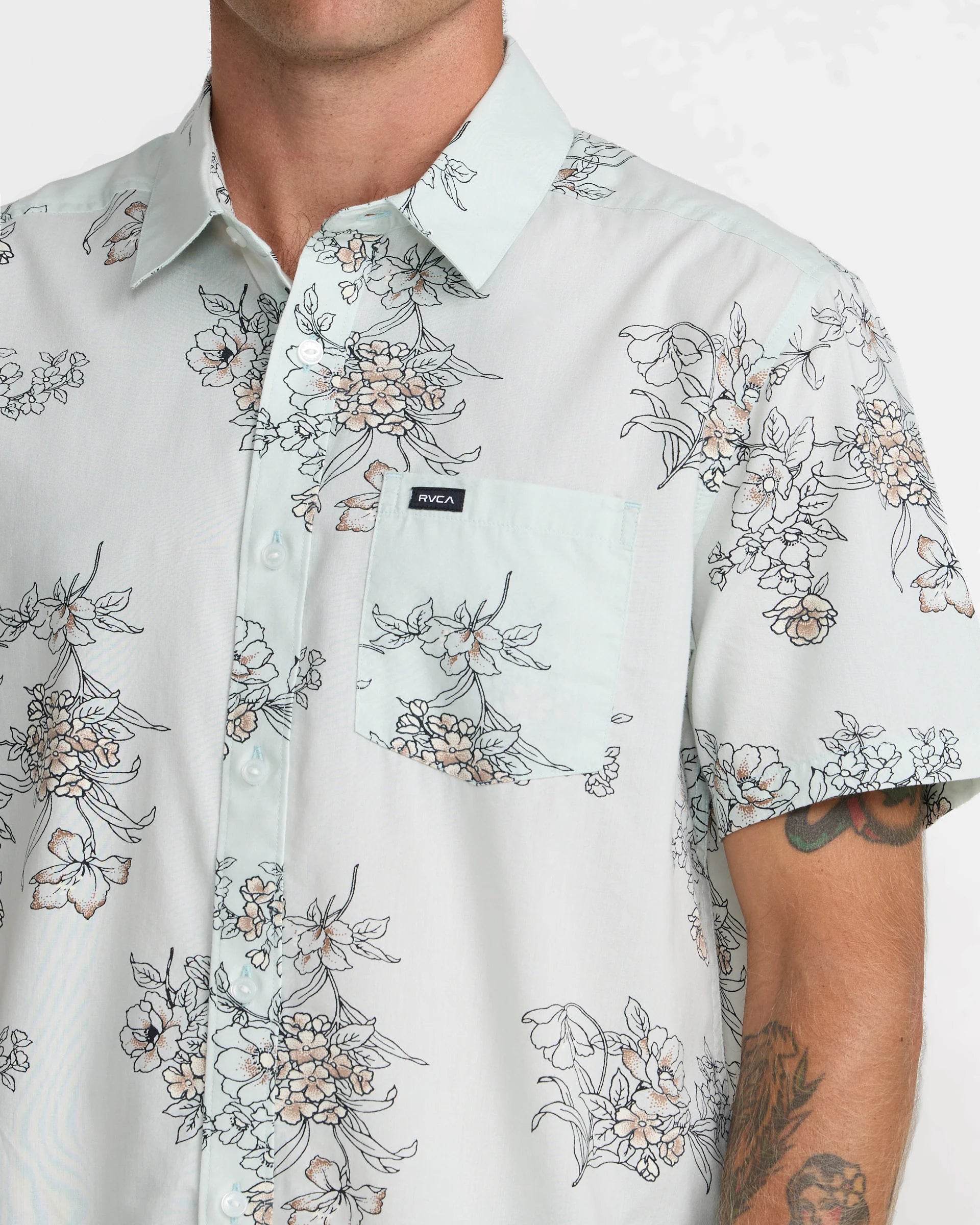 RVCA Men's Botanical Short Sleeve Button Up