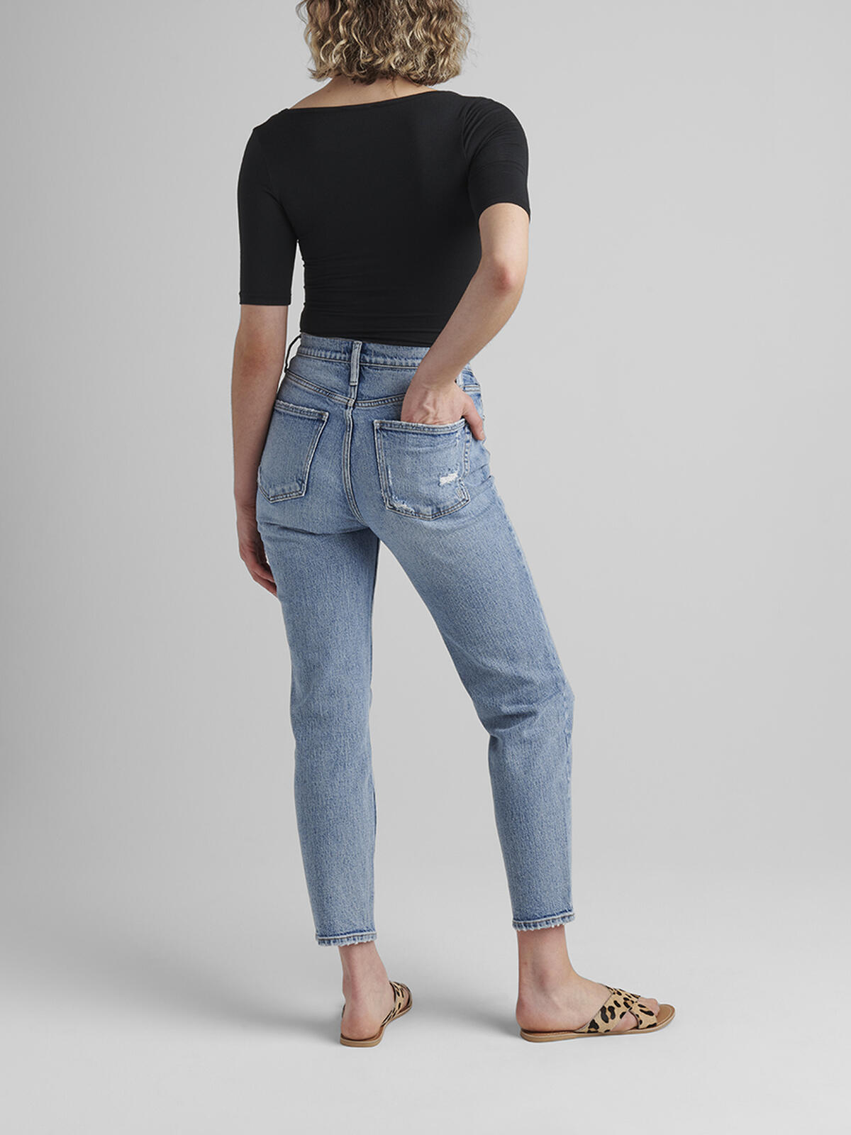 Highly Desirable High Rise Slim Straight