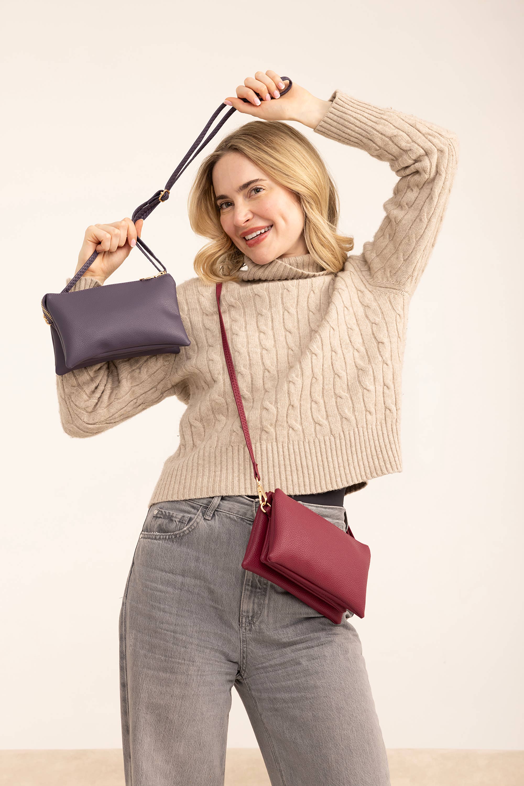 Jen & Co. Riley Monogrammable 3 Compartment Crossbody/Wristlet
