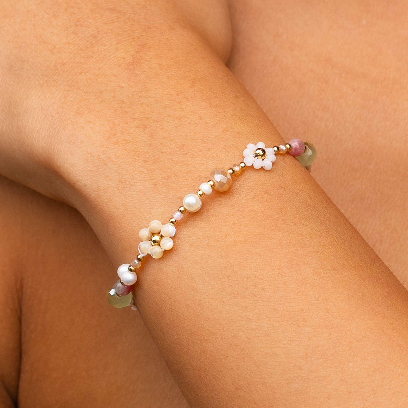Lotus and Lune Fairy's Magic Bracelet
