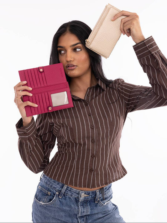 Jen & Co. Teagan Multi-Compartment Fold Out Wallet