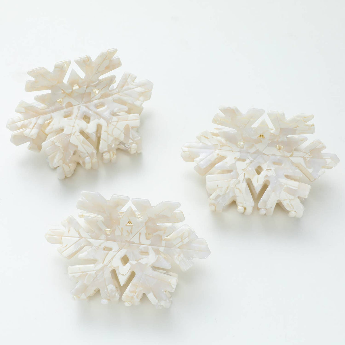 Adorro Snowflake Claw Clip
