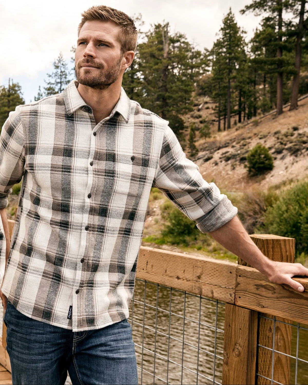 Flag and Anthem Men's Clearbrook Hero Stretch Knit Flannel L/S Shirt
