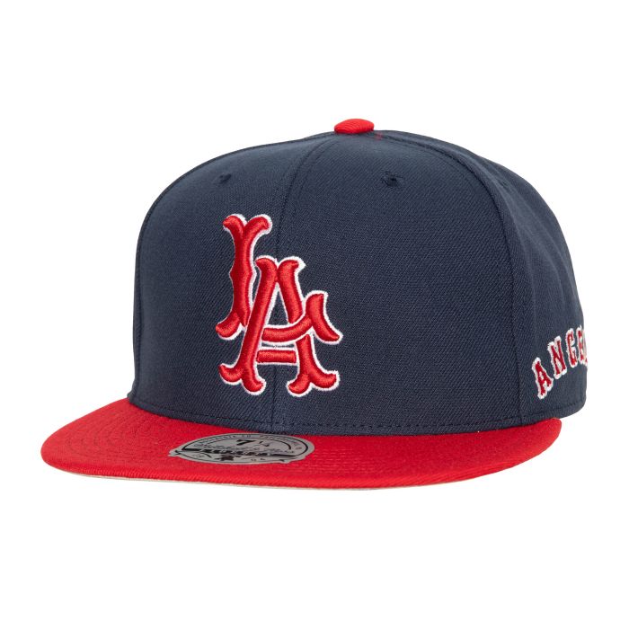 MLB Evergreen Fitted Hat