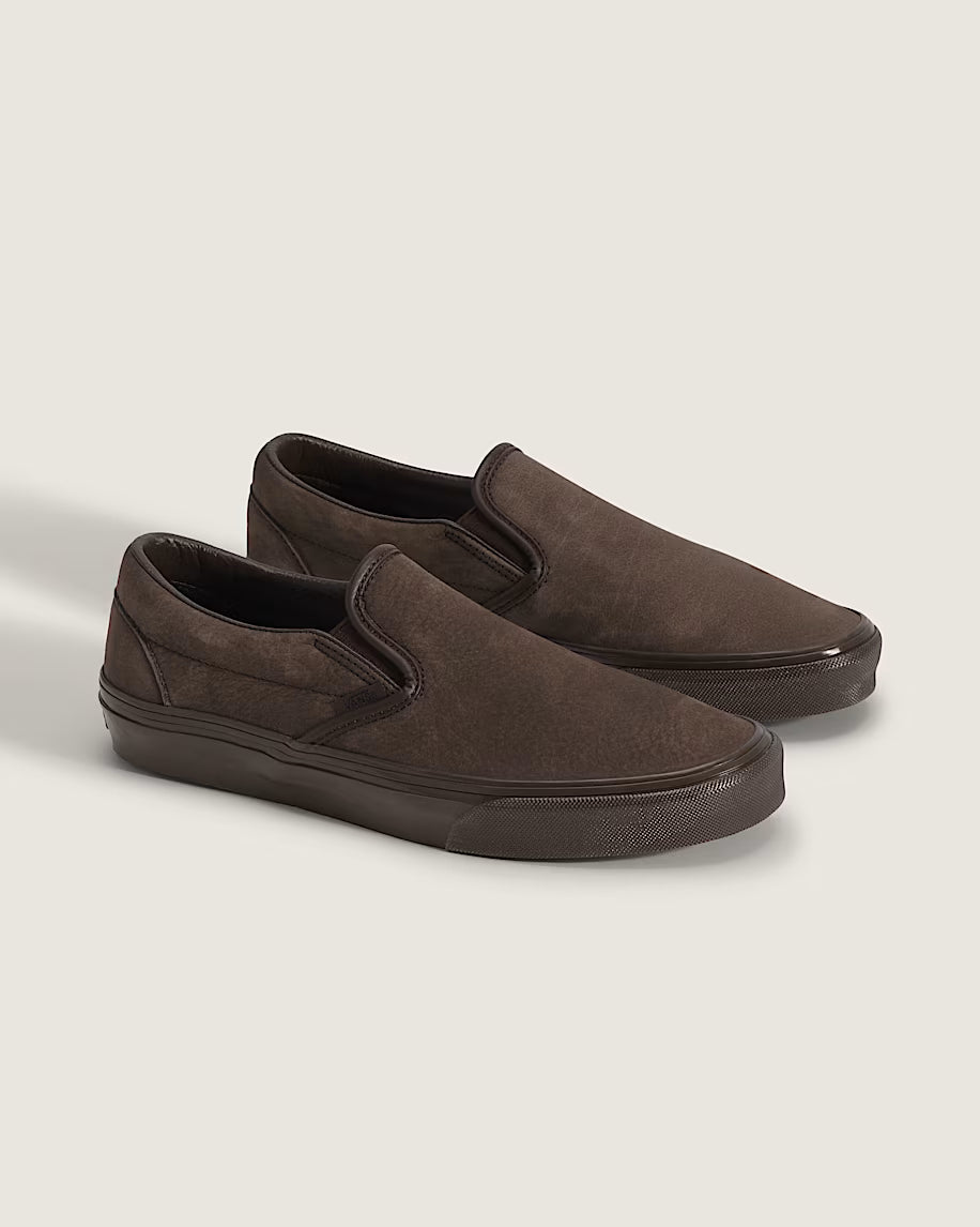 Vans Men's Classic Slip-On Leather Shoe