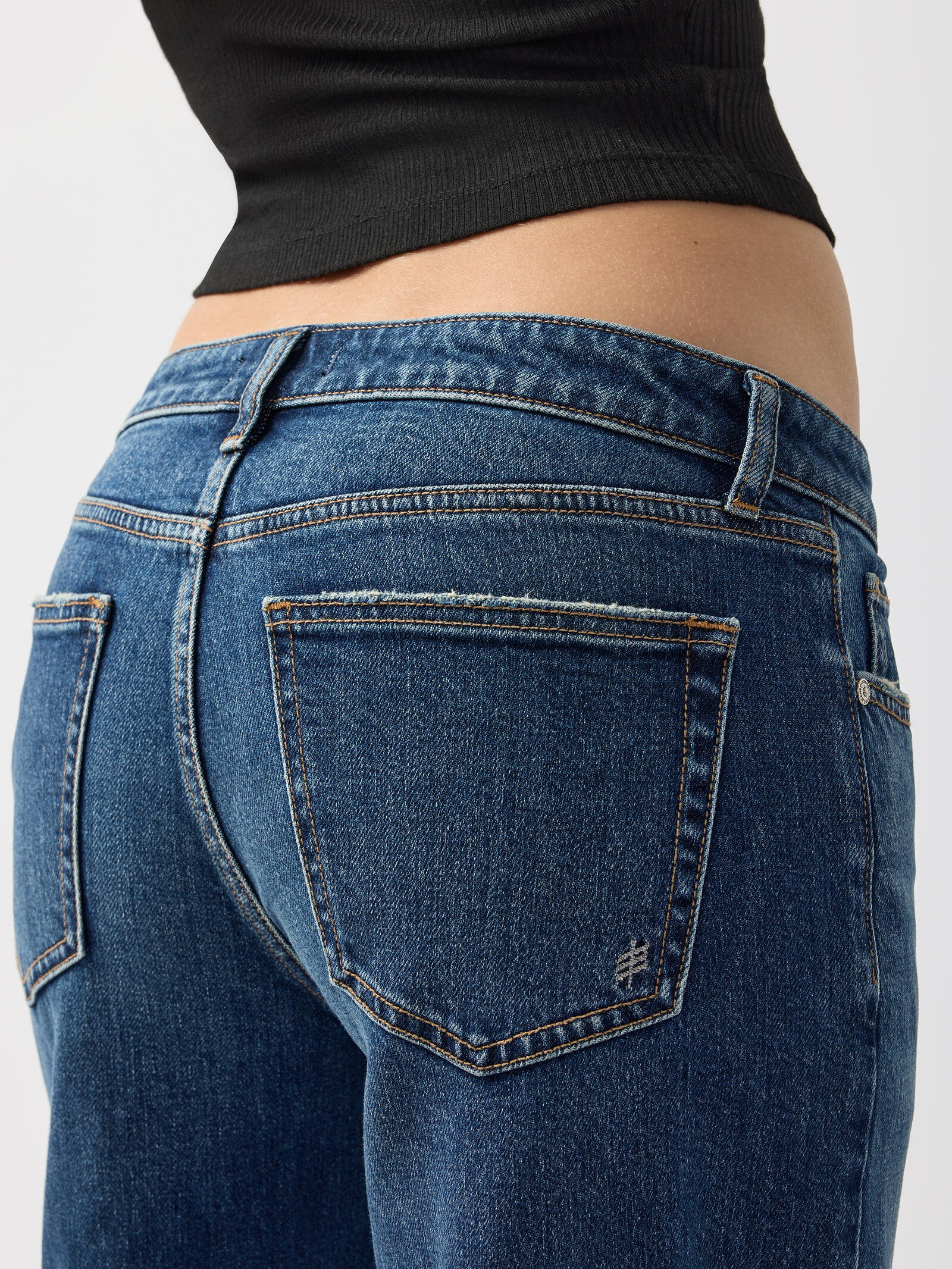 Silver Women's Islington Loose and Low Straight Leg Jean